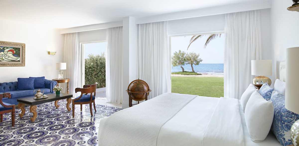 01-two-bedroom-beach-villa-luxury-accommodation-caramel-in-crete
