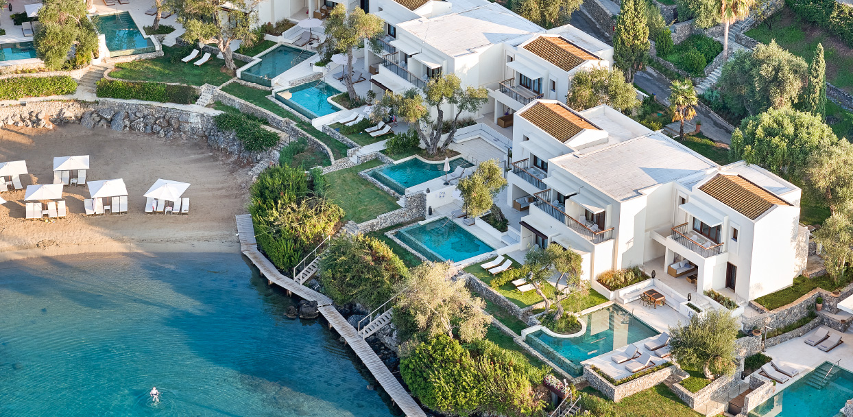 02-three-bedroom-beachfront-villa-private-pool-from-above