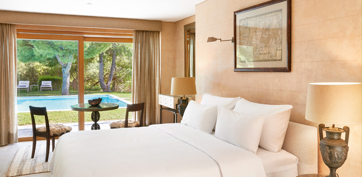 01-luxury-villa-with-private-pool-in-cape-sounio-resort-athens-riviera