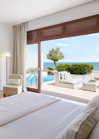 luxury-beach-villa-2-bedroom-seafront-private-pool-crete