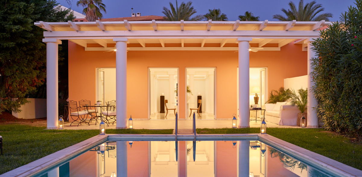 13-villa-delos-private-pool-luxury-exterior-grecotel-mandola-rosa