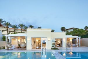 32-homes-and-villas-in-greece-by-grecotel