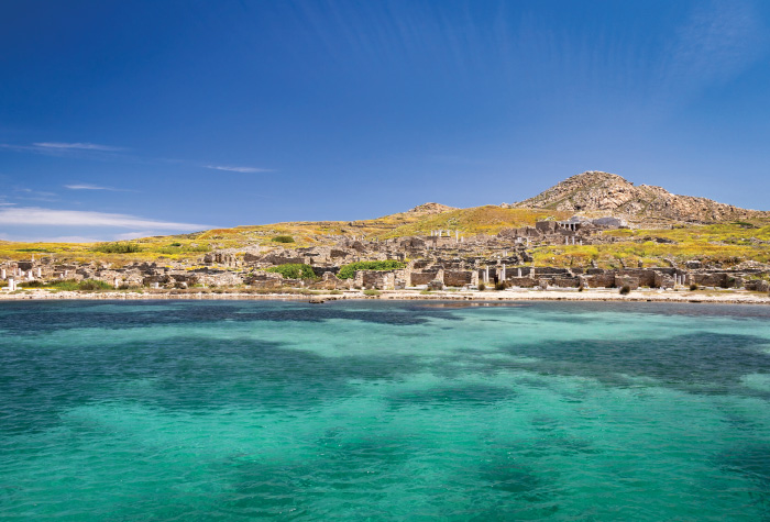 03a-rhenia-and-delos-islands-trips-private-yachting-from-mykonos-grecotel-homes-and-villas